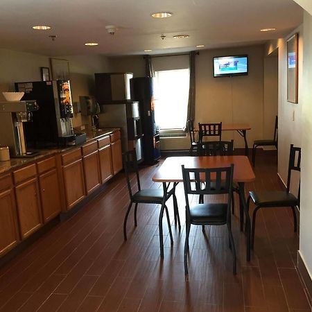 ซูเปอร์ 8 บาย วินด์แฮม แอลเลนทาวน์ Motel อัลเลนทาวน์ ภายนอก รูปภาพ