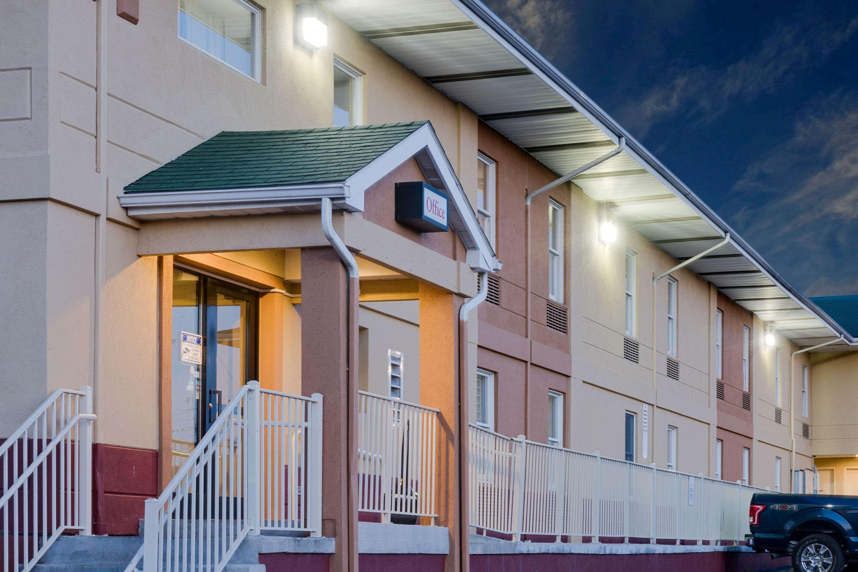 ซูเปอร์ 8 บาย วินด์แฮม แอลเลนทาวน์ Motel อัลเลนทาวน์ ภายนอก รูปภาพ